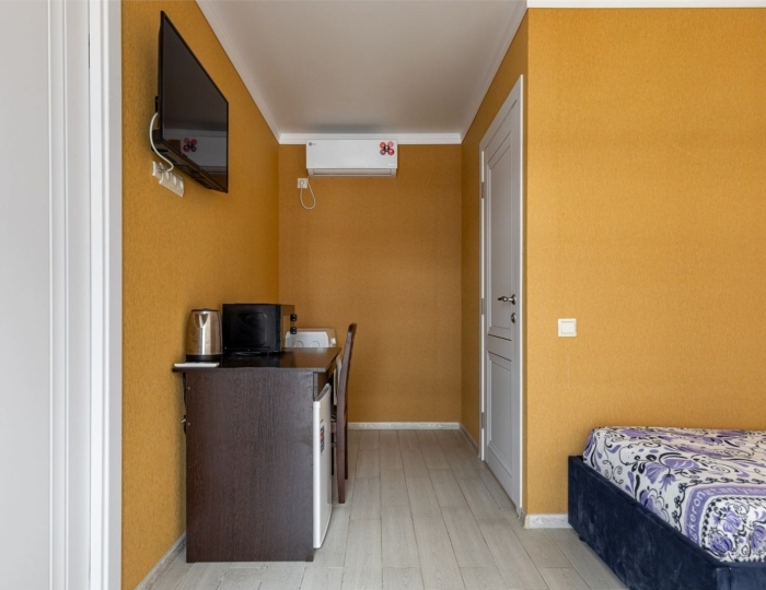 Люкс 4-местный 2-комнатный люкс - Отель «Райский уголок» Алахадзы